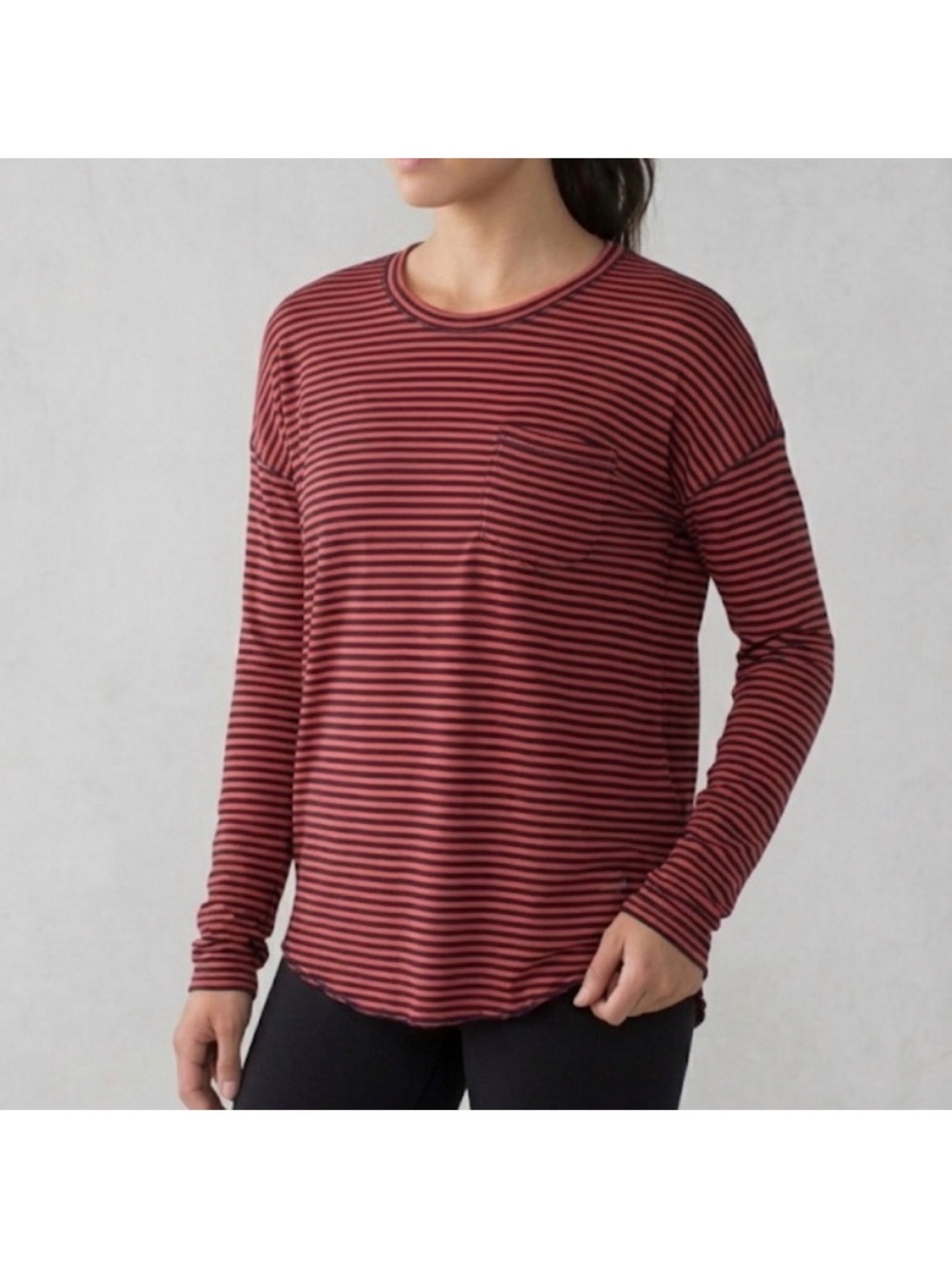 Lululemon Longsleeve Crewneck Size 8 Red Black Striped